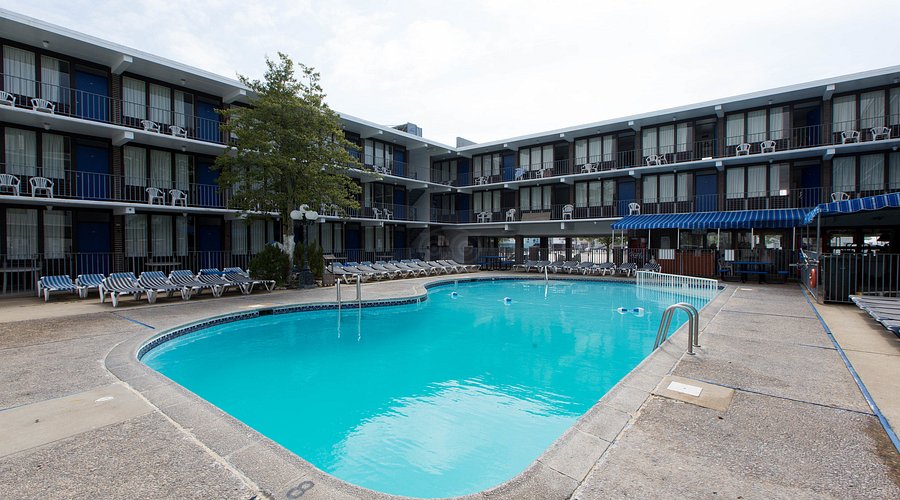Brittany Motel