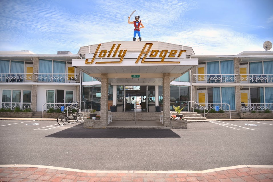 Jolly Roger Motel